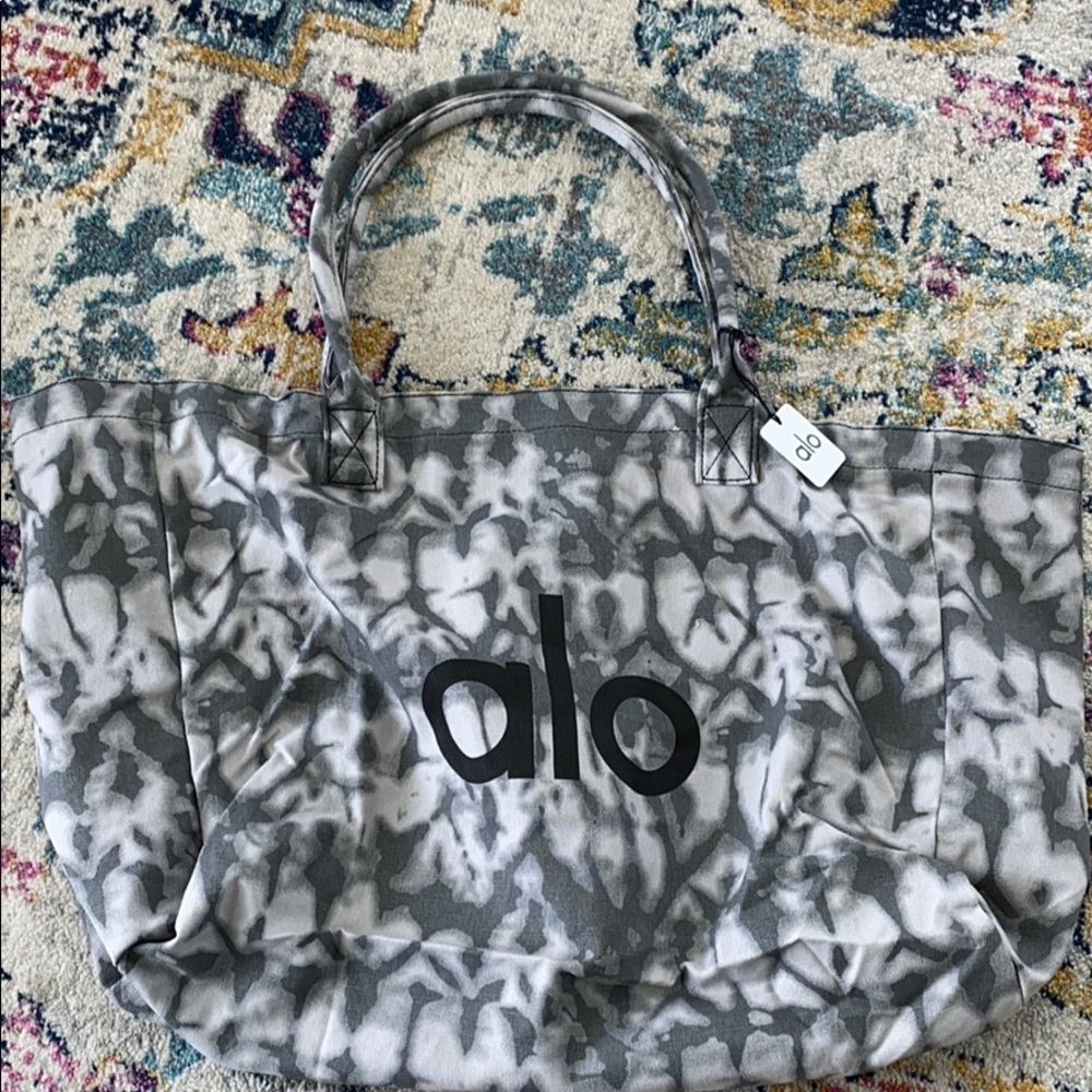 Alo yoga tote bag